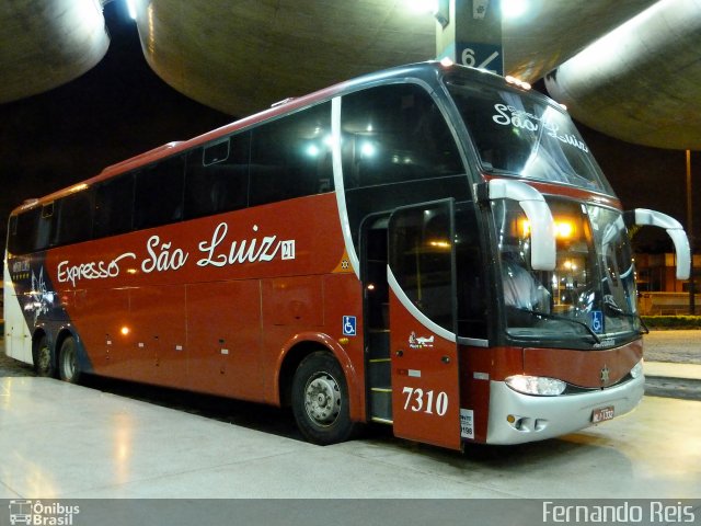Expresso São Luiz 7310 na cidade de Uberlândia, Minas Gerais, Brasil, por Fernando Reis. Número da foto: #4049197.