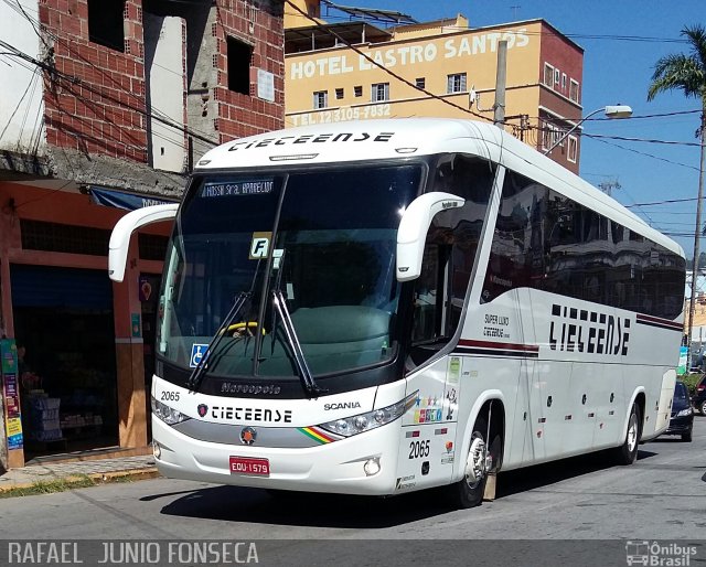 Tieteense Turismo 2065 na cidade de Aparecida, São Paulo, Brasil, por RAFAEL  JUNIO FONSECA. Número da foto: #4117388.