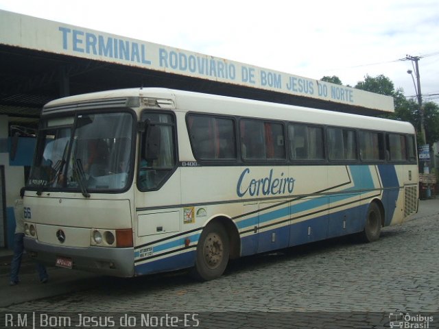 Cordeiro Transportes 66 na cidade de Bom Jesus do Norte, Espírito Santo, Brasil, por Roberto  Martins. ID da foto: 4118316.