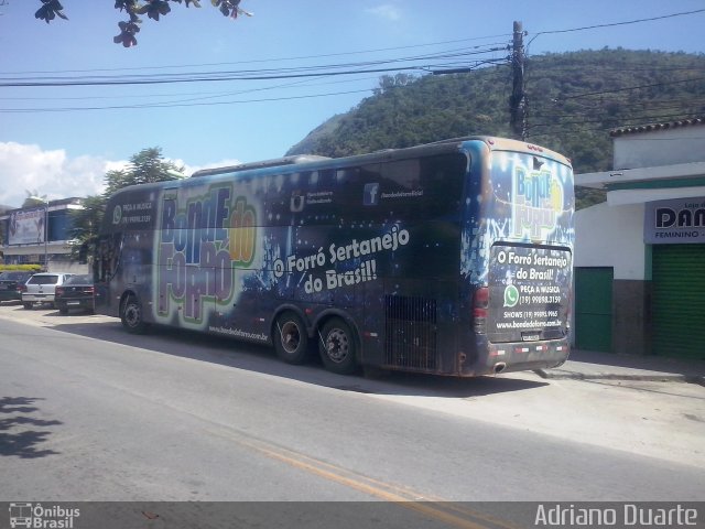Banda Bonde do Forró 0809 na cidade de Petrópolis, Rio de Janeiro, Brasil, por Adriano Duarte. Número da foto: #4120367.