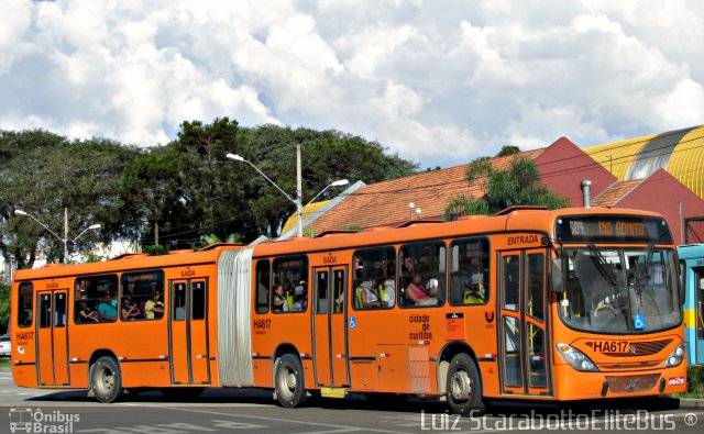 Auto Viação Redentor HA617 na cidade de Curitiba, Paraná, Brasil, por Luiz Scarabotto . ID da foto: 4131526.