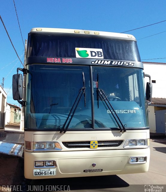 Ônibus Particulares DB-DANBRED na cidade de Varjão de Minas, Minas Gerais, Brasil, por RAFAEL  JUNIO FONSECA. Número da foto: #4134562.