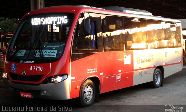 Pêssego Transportes 4 7710 na cidade de São Paulo, São Paulo, Brasil, por Luciano Ferreira da Silva. Número da foto: #4135202.