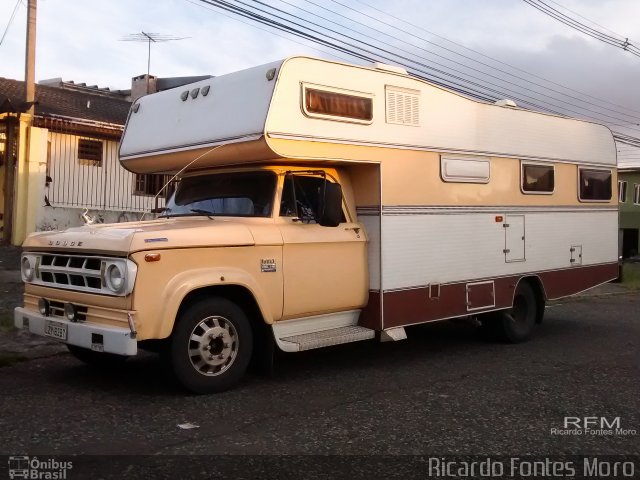 Motorhomes 6387 na cidade de Curitiba, Paraná, Brasil, por Ricardo Fontes Moro. ID da foto: 4136338.