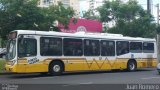 Companhia Carris Porto-Alegrense 0694 na cidade de Porto Alegre, Rio Grande do Sul, Brasil, por Juan Romero. Número da foto: #4141314.