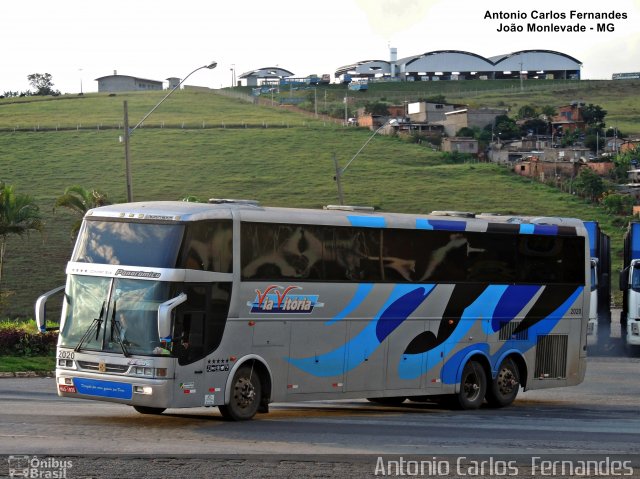 Via Vitoria Turismo Ltda 2020 na cidade de João Monlevade, Minas Gerais, Brasil, por Antonio Carlos Fernandes. Número da foto: #4149761.