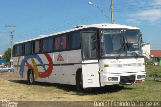 Laste Tur 2000 na cidade de Tramandaí, Rio Grande do Sul, Brasil, por Daniel Espindola Dorneles. Número da foto: #4149824.