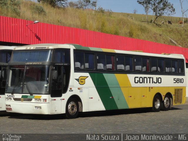 Empresa Gontijo de Transportes 5810 na cidade de João Monlevade, Minas Gerais, Brasil, por Natã  Souza. ID da foto: 4151606.