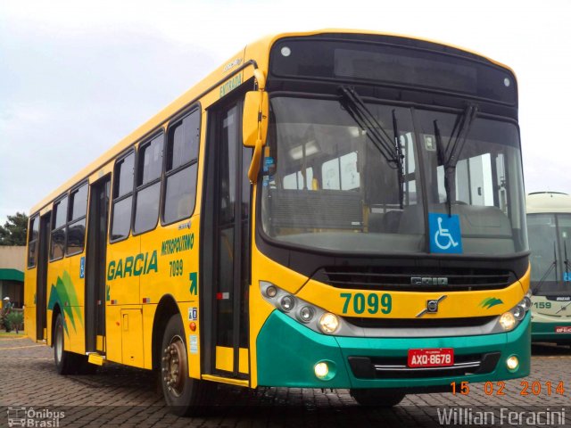 Viação Garcia 7099 na cidade de Londrina, Paraná, Brasil, por Willian Feracini. Número da foto: #4158020.