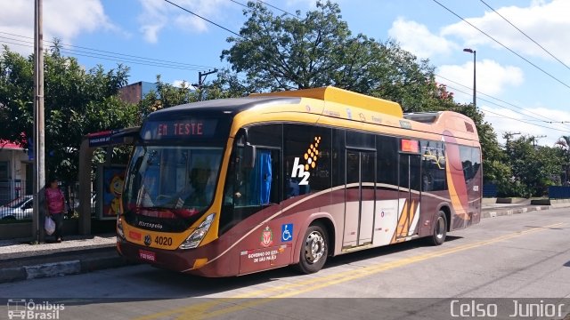 Metra - Sistema Metropolitano de Transporte 4020 na cidade de Diadema, São Paulo, Brasil, por Celso  Junior. ID da foto: 4107477.