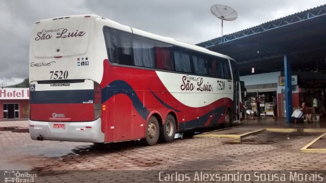 Expresso São Luiz 7520 na cidade de Piranhas, Goiás, Brasil, por Carlos Alexsandro Sousa Morais. Número da foto: #4109882.