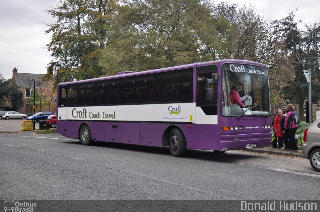 Croft Coach Travel 9 na cidade de , por Donald Hudson. Número da foto: #4111757.