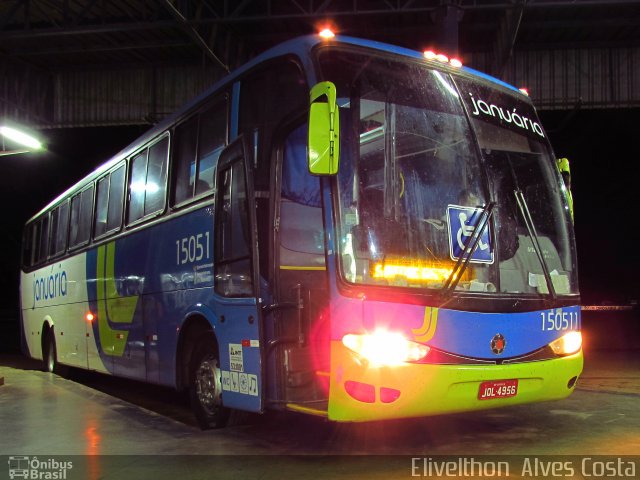 Januária Transporte e Turismo 150511 na cidade de Arinos, Minas Gerais, Brasil, por Elivelthon  Alves Costa. Número da foto: #4160938.