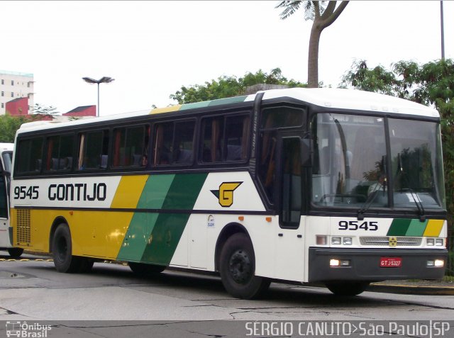 Empresa Gontijo de Transportes 9545 na cidade de São Paulo, São Paulo, Brasil, por Sérgio Augusto Braga Canuto. ID da foto: 4187883.