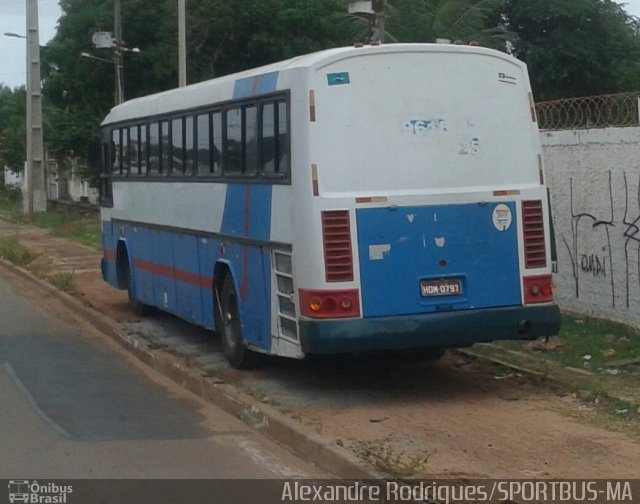 Ônibus Particulares 0797 na cidade de Raposa, Maranhão, Brasil, por Alexandre  Rodrigues. ID da foto: 4191144.