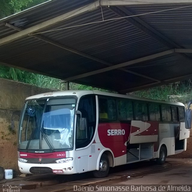 Viação Serro 1600 na cidade de Rio Vermelho, Minas Gerais, Brasil, por Daenio Simonasse Barbosa de Almeida. Número da foto: #4196702.
