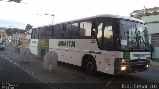 MinasSul - Minastur - Viação Minas Tour 9610 na cidade de Oliveira, Minas Gerais, Brasil, por João César Luz. Número da foto: #4200502.