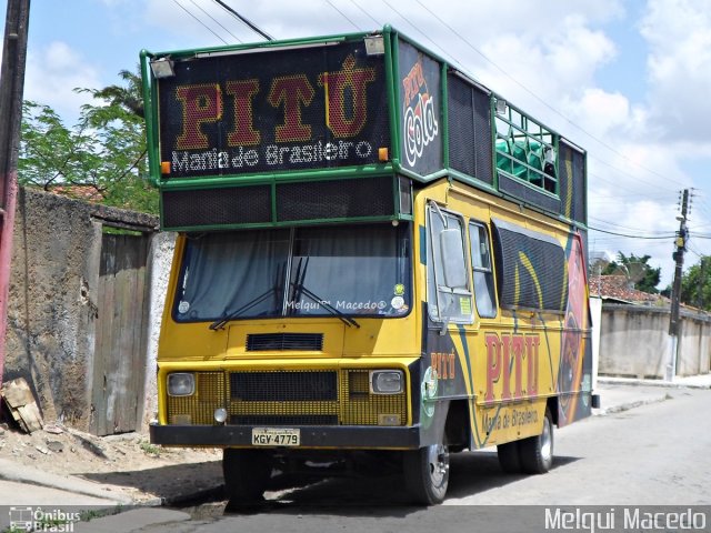 Ônibus Particulares 4779 na cidade de Arapiraca, Alagoas, Brasil, por Melqui Macedo. ID da foto: 4162892.