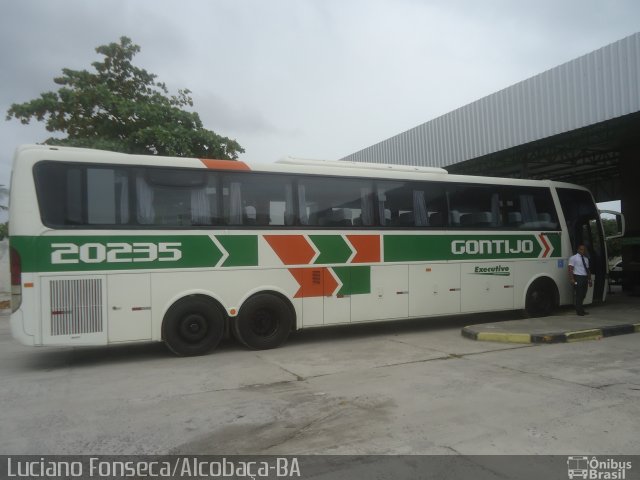 Empresa Gontijo de Transportes 20235 na cidade de Alcobaça, Bahia, Brasil, por Luciano Fonseca. ID da foto: 4162034.