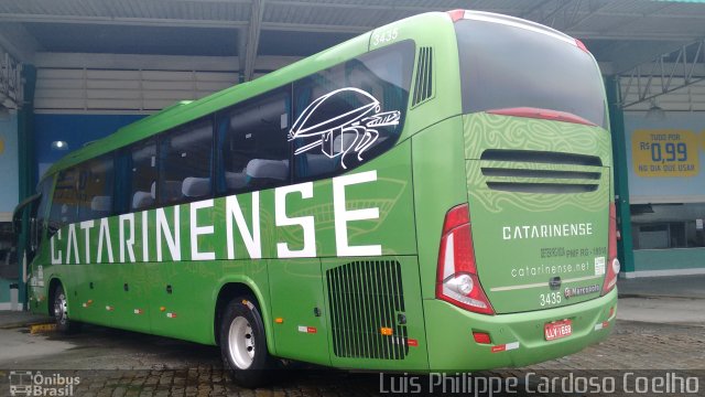 Auto Viação Catarinense 3435 na cidade de Balneário Camboriú, Santa Catarina, Brasil, por Luis Philippe Cardoso Coelho. Número da foto: #4203178.