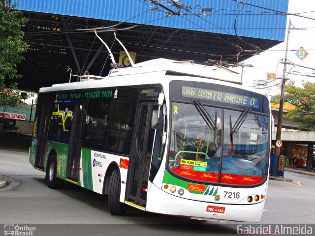Metra - Sistema Metropolitano de Transporte 7216 na cidade de Santo André, São Paulo, Brasil, por Gabriel Almeida. Número da foto: #4207614.