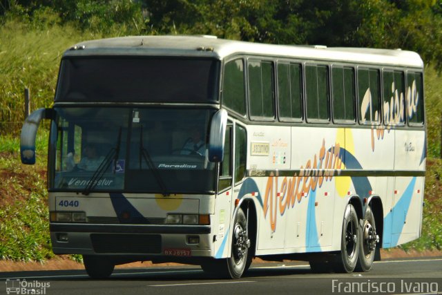 Vencestur 4040 na cidade de Assis, São Paulo, Brasil, por Francisco Ivano. Número da foto: #4213485.