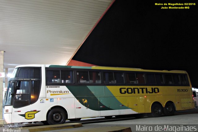 Empresa Gontijo de Transportes 15700 na cidade de João Monlevade, Minas Gerais, Brasil, por Mairo de Magalhães. Número da foto: #4212172.