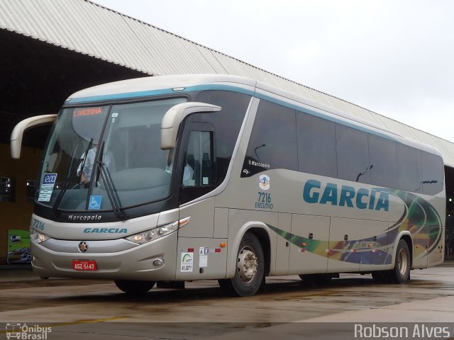 Viação Garcia 7216 na cidade de Maringá, Paraná, Brasil, por Robson Alves. Número da foto: #4212477.