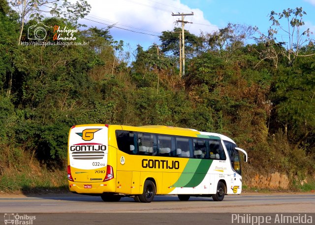 Empresa Gontijo de Transportes 7010 na cidade de São Gonçalo do Rio Abaixo, Minas Gerais, Brasil, por Philippe Almeida. Número da foto: #4219747.