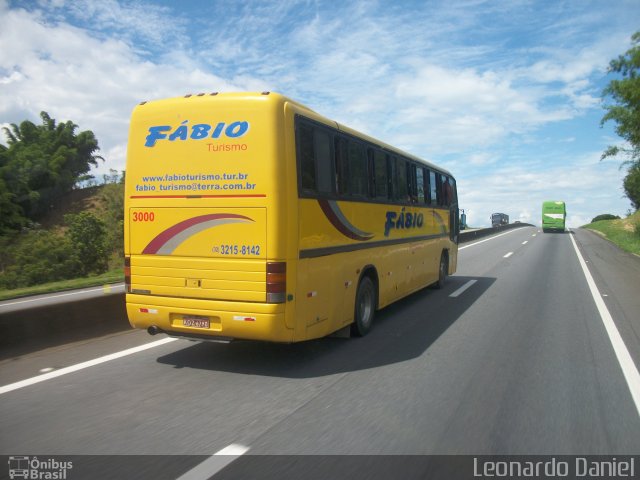 Fábio Turismo 3000 na cidade de Brasil, por Leonardo Daniel. ID da foto: 4218637.