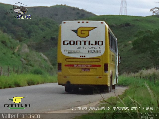 Empresa Gontijo de Transportes 15285 na cidade de Divino das Laranjeiras, Minas Gerais, Brasil, por Valter Francisco. ID da foto: 4223514.