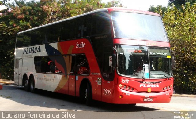 Pluma Conforto e Turismo 7005 na cidade de São Paulo, São Paulo, Brasil, por Luciano Ferreira da Silva. Número da foto: #4169097.