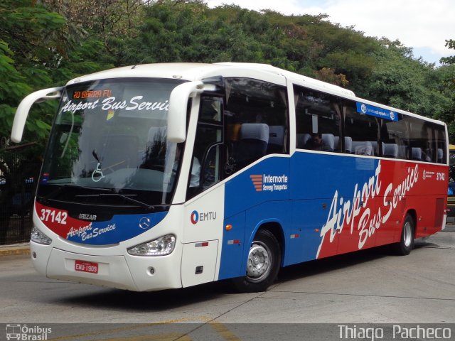 Airport Bus Service 37142 na cidade de São Paulo, São Paulo, Brasil, por Thiago  Pacheco. ID da foto: 4177509.