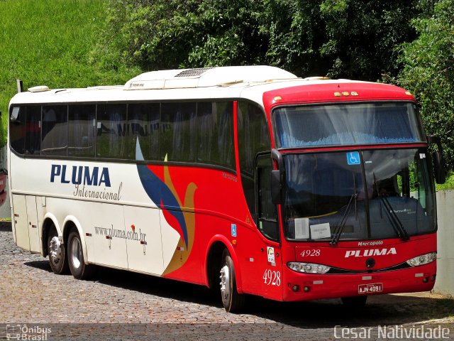 Pluma Conforto e Turismo 4128 na cidade de Ouro Preto, Minas Gerais, Brasil, por César Natividade. Número da foto: #4229778.