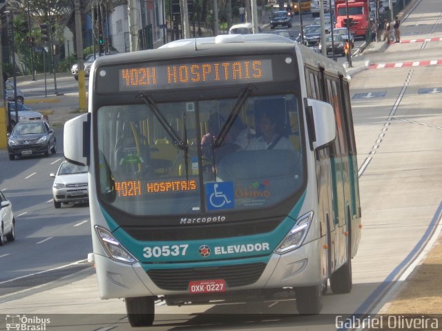 Expresso Luziense > Territorial Com. Part. e Empreendimentos 30537 na cidade de Belo Horizonte, Minas Gerais, Brasil, por Gabriel Oliveira. Número da foto: #4252529.