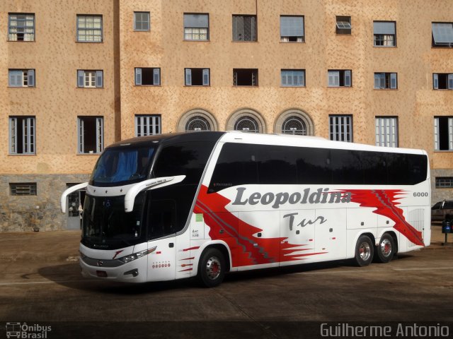 Leopoldina Turismo 6000 na cidade de Araxá, Minas Gerais, Brasil, por Guilherme Antonio. Número da foto: #4253422.