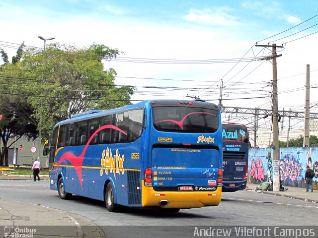 Rápido Expresso Fênix Viação 12525 na cidade de São Paulo, São Paulo, Brasil, por Andrew Campos. Número da foto: #4232140.