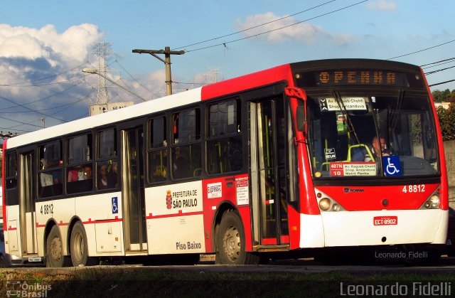 Express Transportes Urbanos Ltda 4 8812 na cidade de São Paulo, São Paulo, Brasil, por Leonardo Fidelli. ID da foto: 4231112.