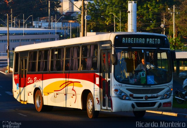 Viação São Bento Ribeirão Preto 11195 na cidade de Ribeirão Preto, São Paulo, Brasil, por Ricardo Silva Monteiro. ID da foto: 4271567.