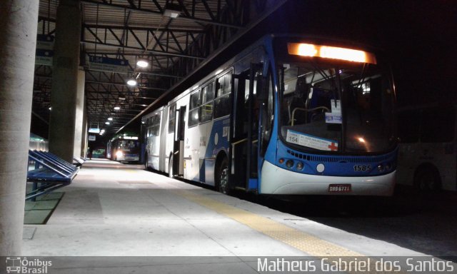 VB Transportes e Turismo 1585 na cidade de Campinas, São Paulo, Brasil, por Matheus Gabriel dos Santos. ID da foto: 4277152.