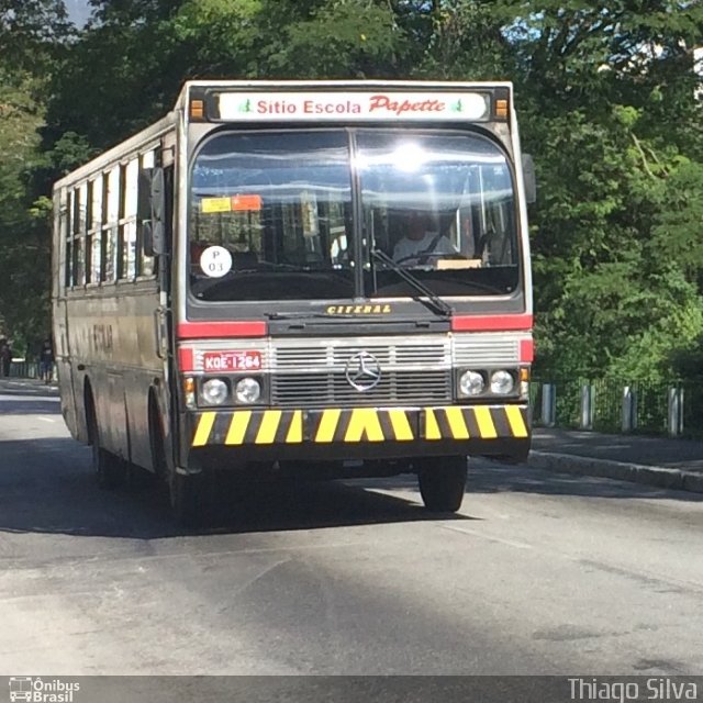 Escolares 03 na cidade de Nova Friburgo, Rio de Janeiro, Brasil, por Thiago Silva. Número da foto: #4278252.