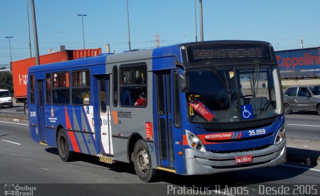 Real Transportes Metropolitanos 35.059 na cidade de São Paulo, São Paulo, Brasil, por Cristiano Soares da Silva. ID da foto: 4278728.