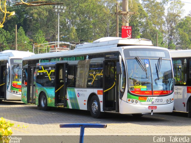 Metra - Sistema Metropolitano de Transporte 7213 na cidade de São Bernardo do Campo, São Paulo, Brasil, por Caio  Takeda. Número da foto: #4281801.