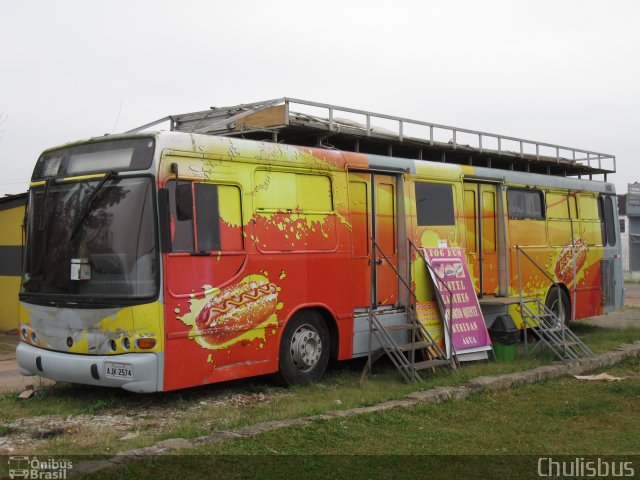 Ônibus Particulares HOT DOG na cidade de Curitiba, Paraná, Brasil, por Paulo Roberto Chulis. Número da foto: #4281076.