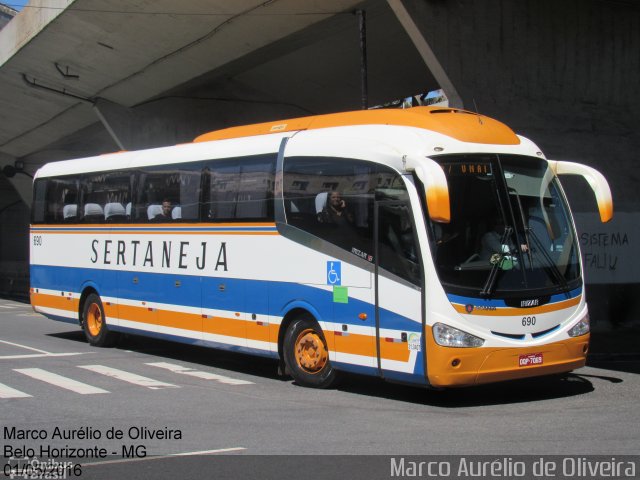 Viação Sertaneja 690 na cidade de Belo Horizonte, Minas Gerais, Brasil, por Marco Aurélio de Oliveira. ID da foto: 4232320.