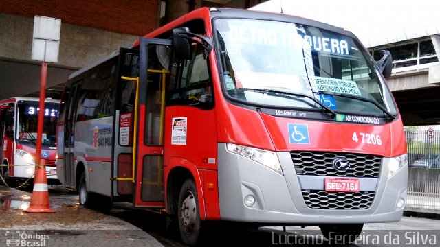 Pêssego Transportes 4 7206 na cidade de São Paulo, São Paulo, Brasil, por Luciano Ferreira da Silva. Número da foto: #4233359.