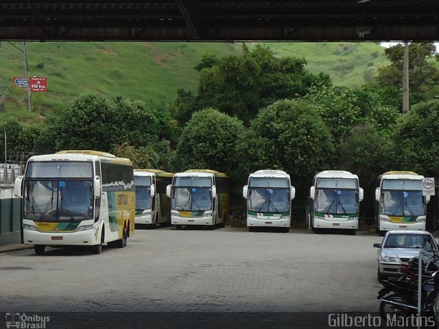 Empresa Gontijo de Transportes 11925 na cidade de Governador Valadares, Minas Gerais, Brasil, por Gilberto Martins. ID da foto: 4291409.