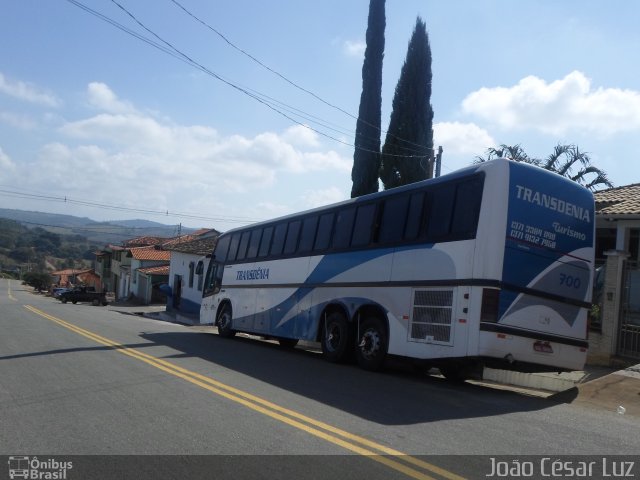 Transdenia Turismo 700 na cidade de Oliveira, Minas Gerais, Brasil, por João César Luz. Número da foto: #4290610.
