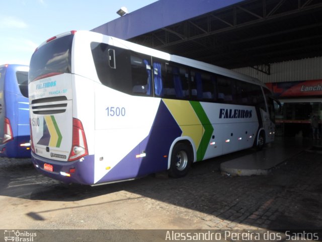 Faleiros Turismo 1500 na cidade de Araguari, Minas Gerais, Brasil, por Alessandro Pereira dos Santos. Número da foto: #4238607.