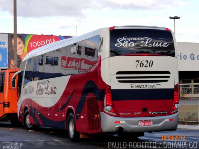 Expresso São Luiz 7620 na cidade de Goiânia, Goiás, Brasil, por Paulo Roberto de Morais Amorim. Número da foto: #4292272.